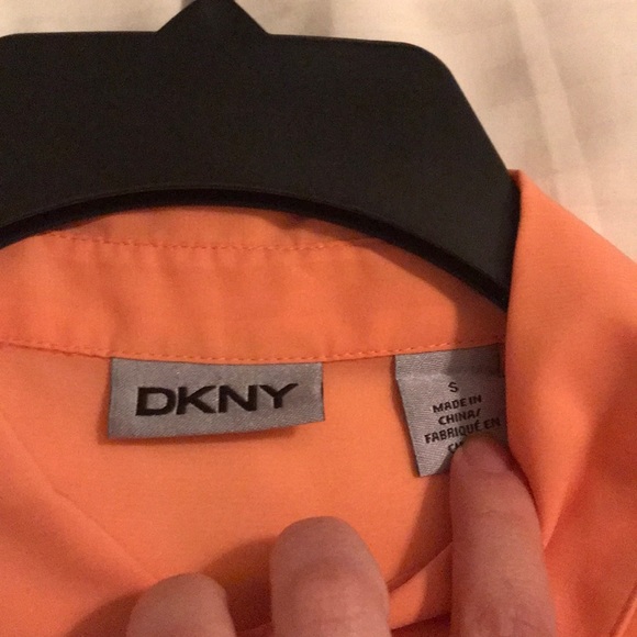 ⚡️Orange sheer DKNY sleeveless top - Picture 3 of 5